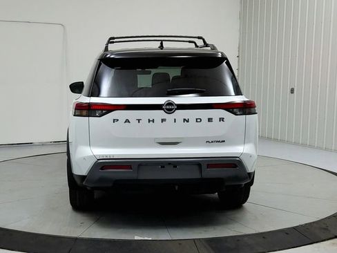 New 2026 Nissan Pathfinder Platinum image 6