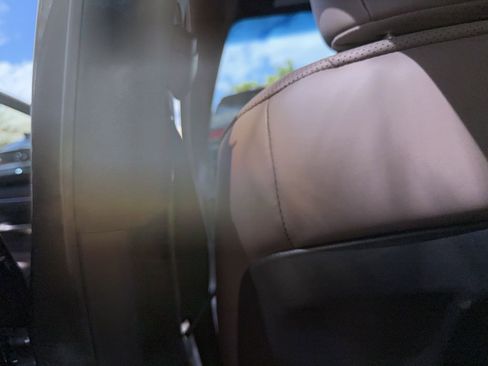 Certified 2025 Lexus ES 300h w/ Premium Package image 29