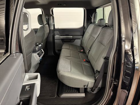 Used 2024 Ford F150 XLT w/ Equipment Group 302A MID image 32