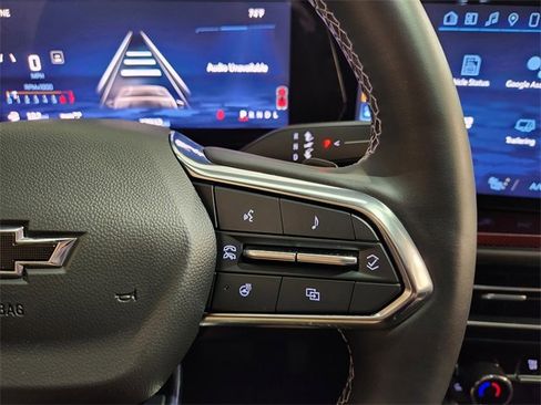 Used 2024 Chevrolet Traverse Z71 image 28