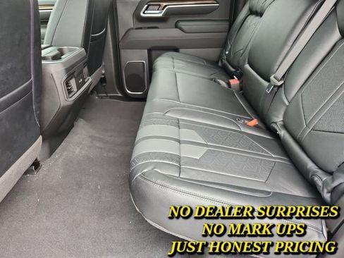 New 2025 Chevrolet Silverado 2500 LT w/ Trail Boss Package image 24