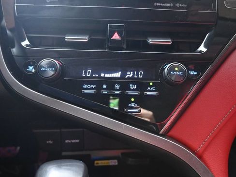 Used 2022 Toyota Camry XSE FWD image 29