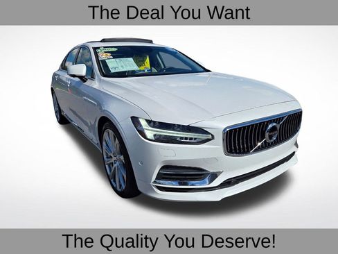 Used 2018 Volvo S90 T8 Inscription w/ Convenience Package image 1