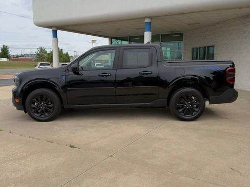 Used 2024 Ford Maverick XLT w/ XLT Luxury Package AWD/4WD image 2