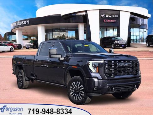 Used 2024 GMC Sierra 3500 Denali Ultimate AWD/4WD image 1
