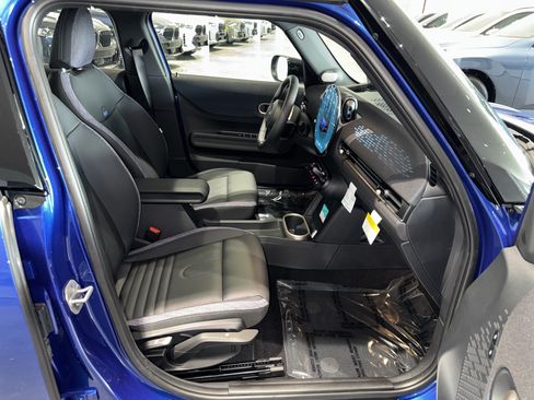 New 2026 MINI Cooper S FWD image 9