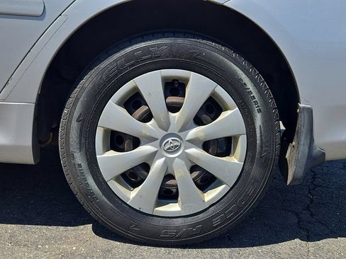Used 2011 Toyota Corolla LE FWD image 9