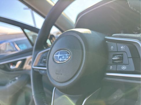 Used 2020 Subaru Outback Limited image 11