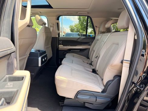 Used 2024 Ford Expedition Max Limited AWD/4WD image 17