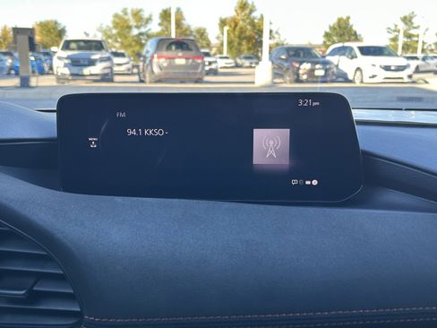 Used 2024 MAZDA MAZDA3 s image 28