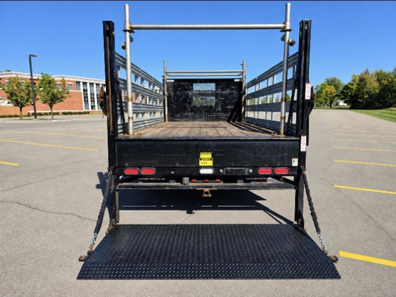 Used 2012 Ford F550 2WD Regular Cab Super Duty w/ Payload Upgrade Pkg image 9