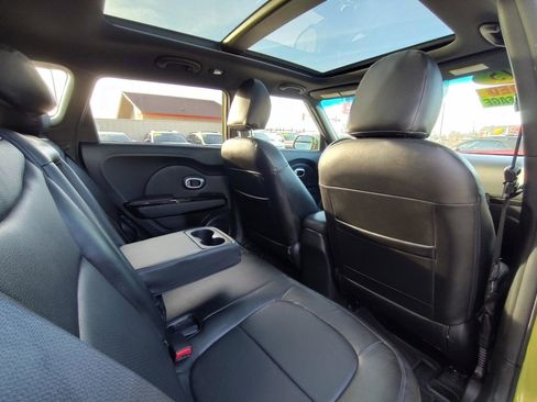 Used 2015 Kia Soul ! w/ Sun & Sound Package image 43