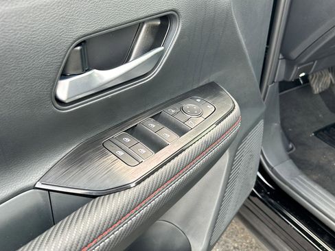 New 2025 Nissan Kicks SR image 14