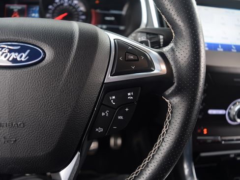 Used 2020 Ford Edge ST image 5