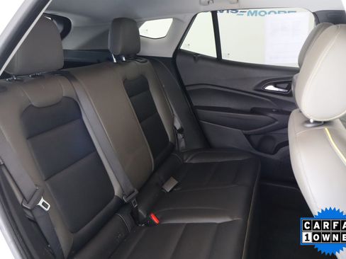 Used 2025 Chevrolet Trax ACTIV w/ Driver Confidence Package FWD image 22