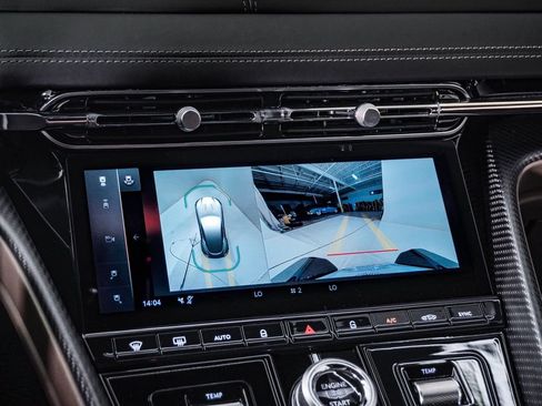 Used 2024 Aston Martin DB12 Coupe RWD image 29