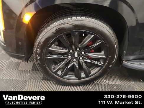 Used 2021 Cadillac Escalade Sport image 9