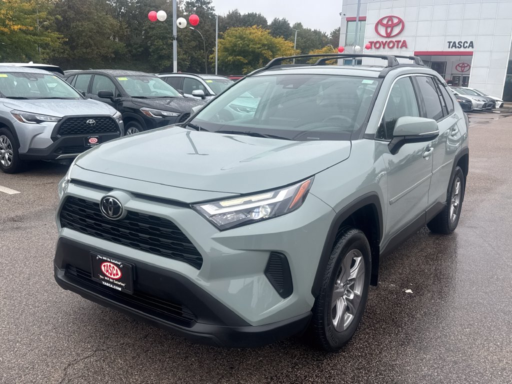 Used 2023 Toyota RAV4 XLE w/ Convenience Package AWD/4WD image 3