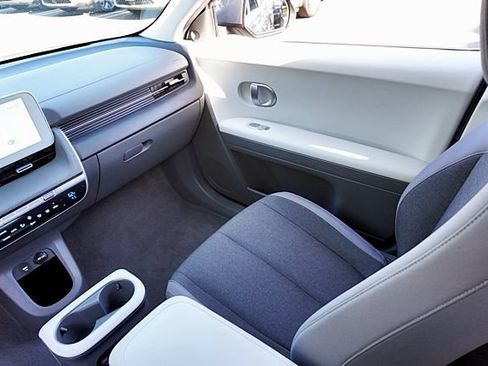Certified 2024 Hyundai Ioniq 5 SEL RWD image 21