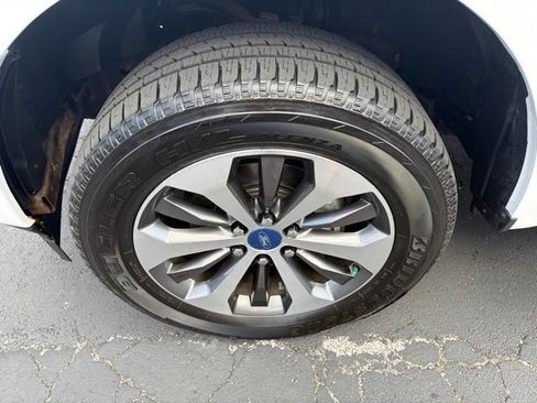 Used 2019 Ford F150 XL w/ Equipment Group 101A Mid AWD/4WD image 10