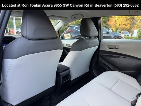 Used 2022 Toyota Corolla LE image 29