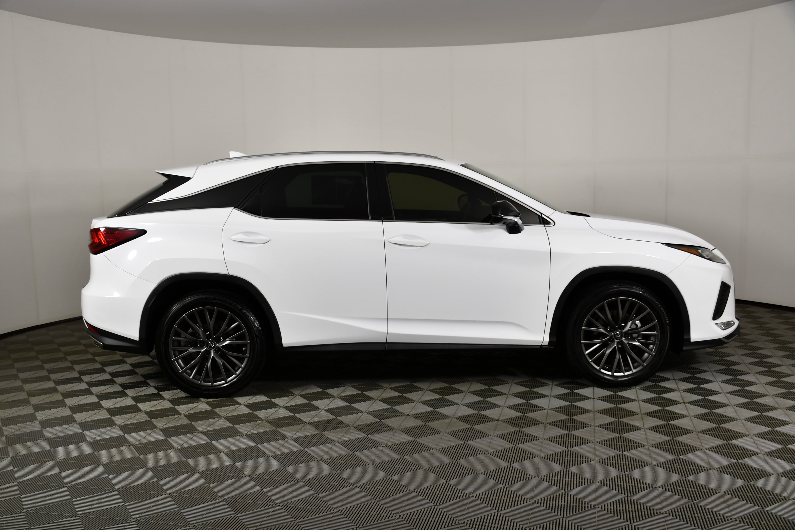 Used 2022 Lexus RX 350 F Sport w/ Accessory Package AWD/4WD image 5