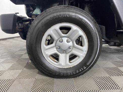 Used 2011 Jeep Wrangler Sport image 7