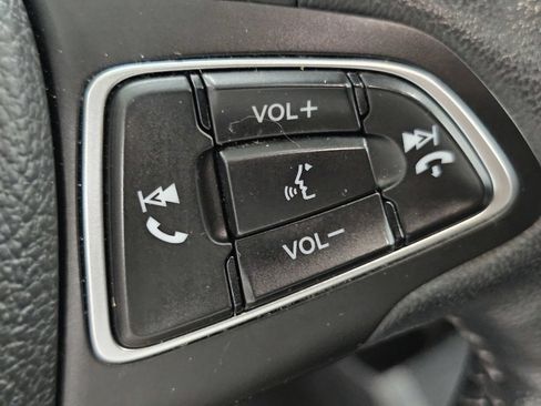 Used 2019 Ford Escape SEL AWD/4WD image 31