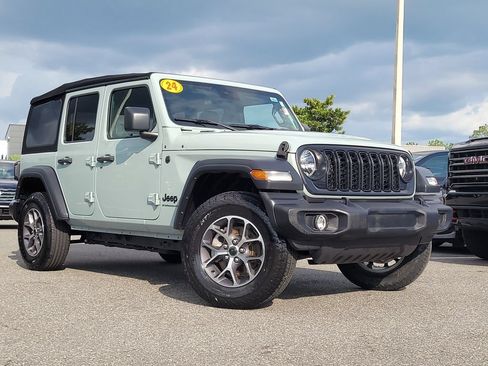 Used 2024 Jeep Wrangler Unlimited Sport AWD/4WD image 1