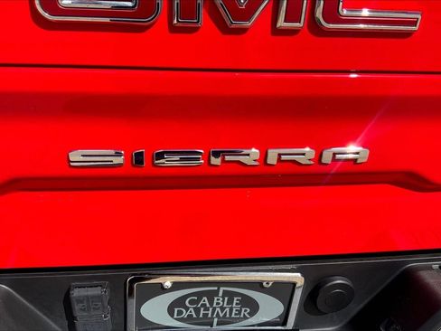 Used 2022 GMC Sierra 1500 SLE w/ Preferred Package AWD/4WD image 31