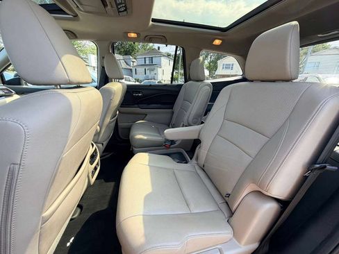 Used 2016 Honda Pilot Elite image 31