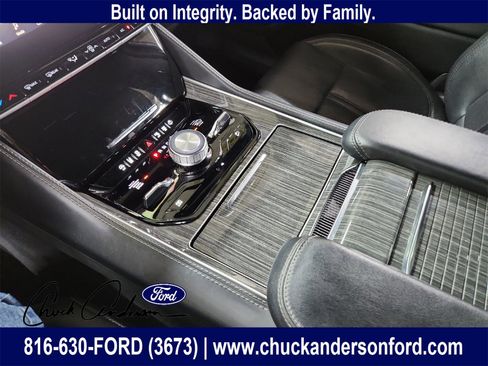 Used 2022 Jeep Wagoneer Series III w/ Flexible Seating Group image 21