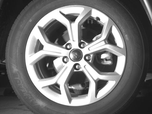 Used 2025 Jeep Compass Latitude image 15