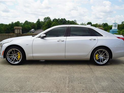 Used 2016 Cadillac CT6 Luxury w/ Active Chassis Package AWD/4WD image 2