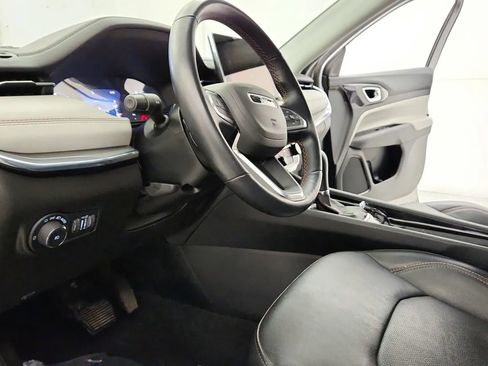 Used 2022 Jeep Compass Limited image 22