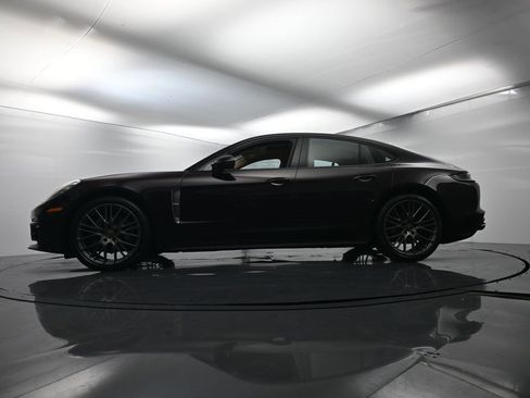Used 2023 Porsche Panamera Platinum Edition image 50