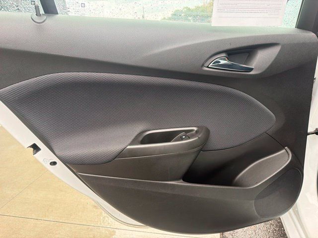 Used 2018 Chevrolet Cruze LT w/ LT Fleet Convenience Package FWD image 16