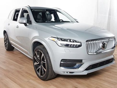 Certified 2025 Volvo XC90 B5 Plus w/ Protection Package Premier AWD/4WD image 3