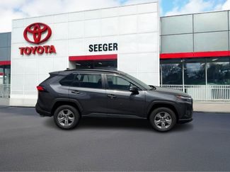 Used 2025 Toyota RAV4 XLE video 2