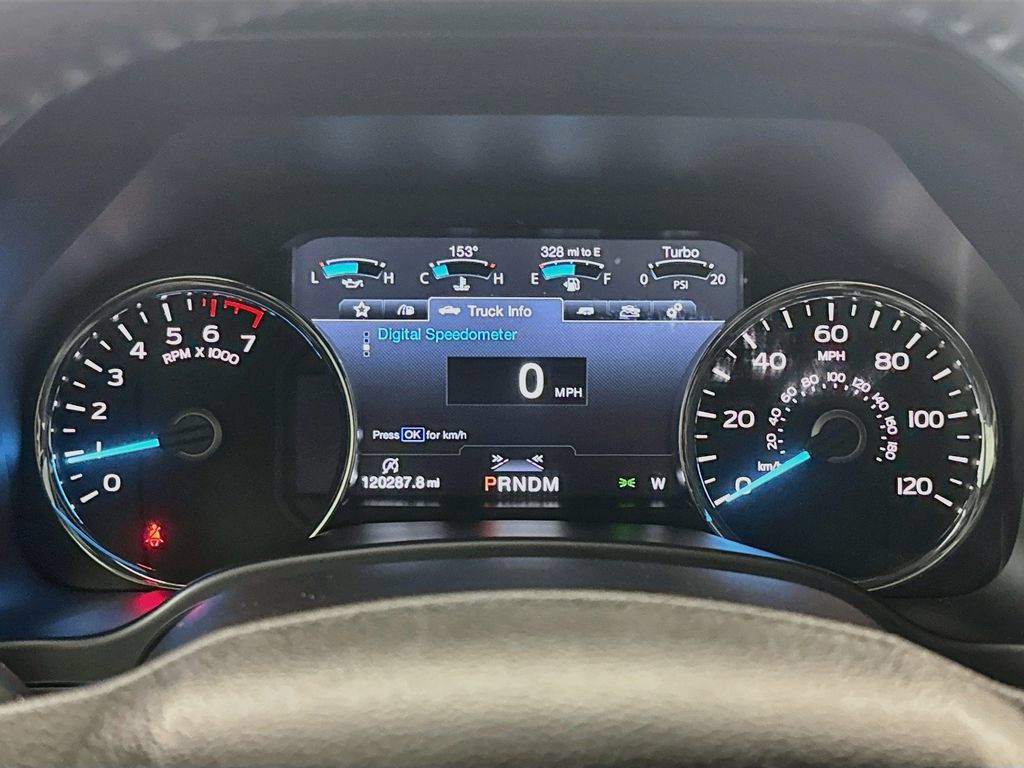 Used 2018 Ford F150 Lariat w/ Equipment Group 502A Luxury AWD/4WD image 14