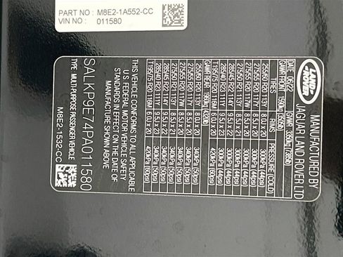 Used 2023 Land Rover Range Rover SE image 34