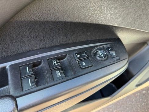 Used 2018 Acura RDX AWD w/ Technology Package image 11