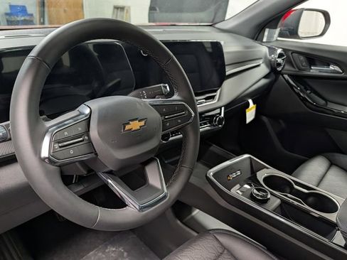 New 2026 Chevrolet Equinox LT image 16