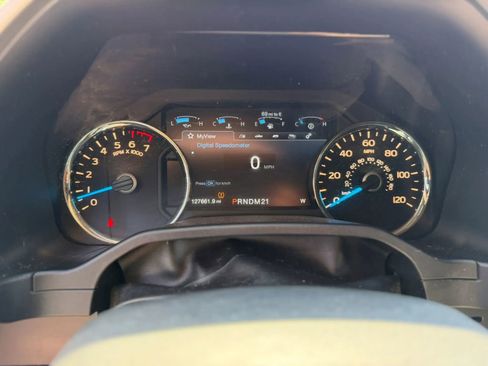 Used 2015 Ford F150 Lariat w/ Equipment Group 502A Luxury AWD/4WD image 15