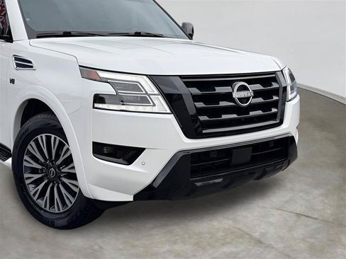 Used 2022 Nissan Armada SL w/ Midnight Edition Package RWD image 10