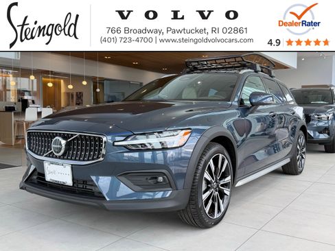 New 2026 Volvo V60 B5 Cross Country Ultra w/ Protection Package Premier image 1