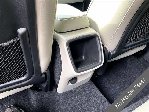 Used 2020 Volvo XC40 T5 Momentum w/ Protection Package Premier AWD/4WD image 28