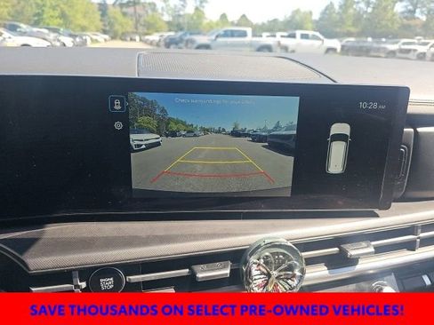 Used 2025 Hyundai Santa Fe XRT AWD/4WD image 25