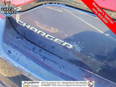 Used 2015 Dodge Charger SXT image 31