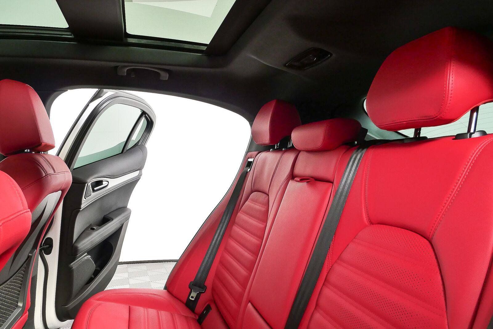 New 2026 Alfa Romeo Stelvio Sprint AWD/4WD image 21